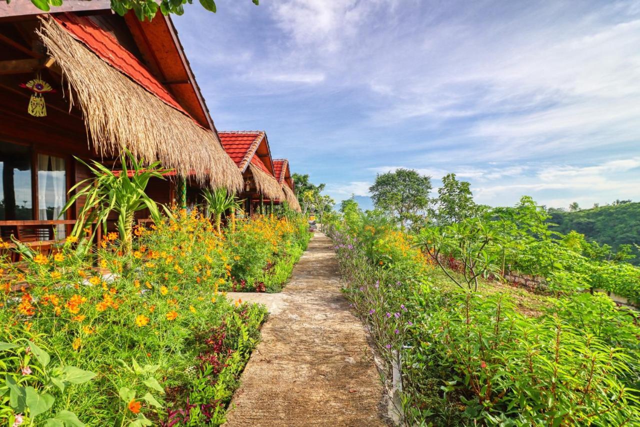 Ayu Hill Bungalows Ped Zewnętrze zdjęcie